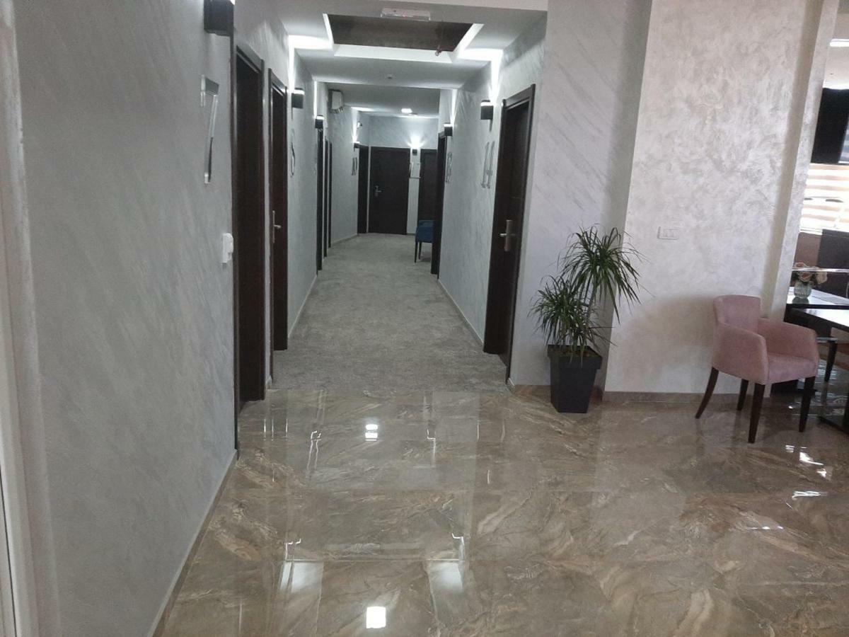 Hotel Usce ชาบาซ ภายนอก รูปภาพ
