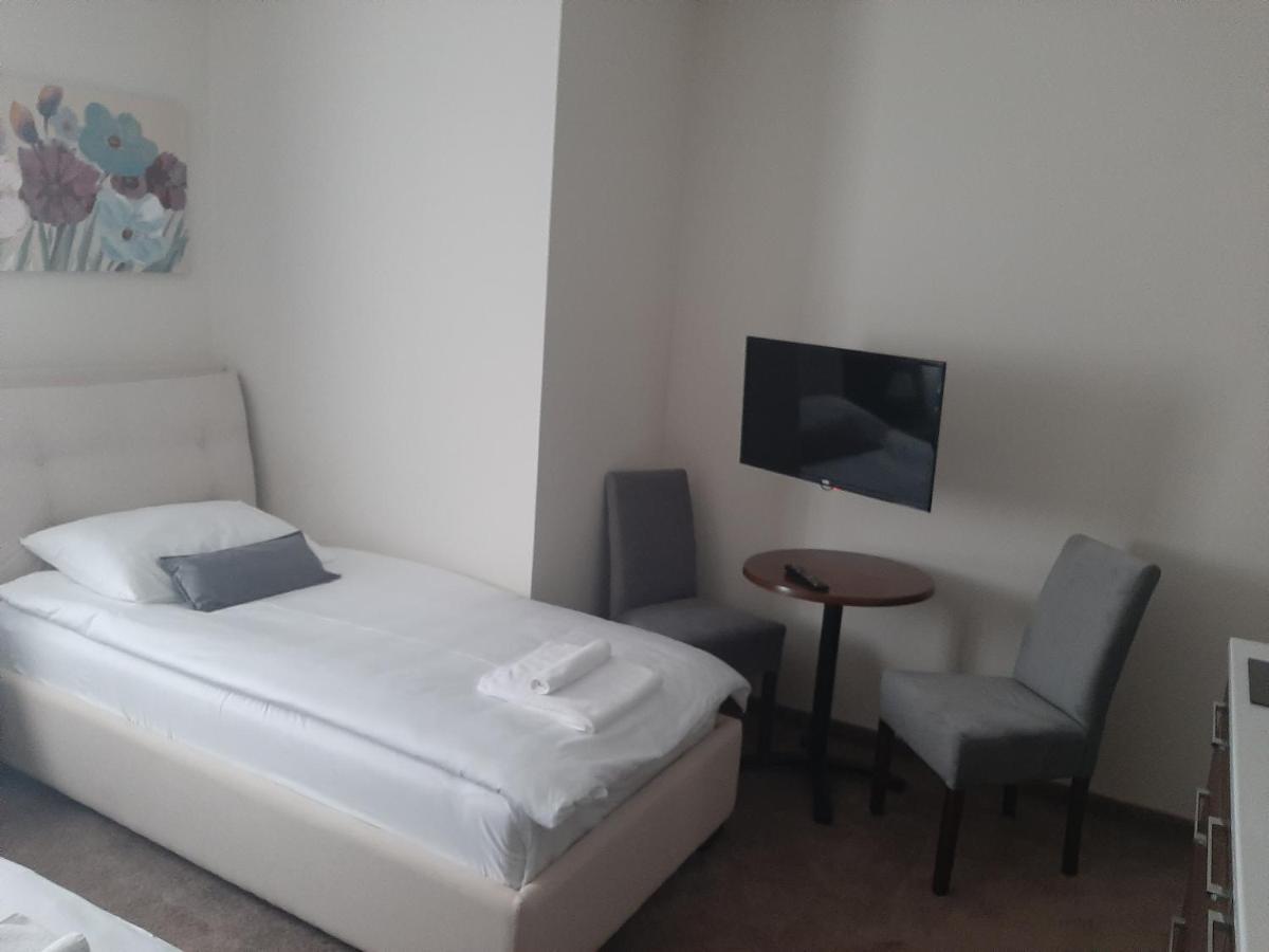 Hotel Usce ชาบาซ ภายนอก รูปภาพ